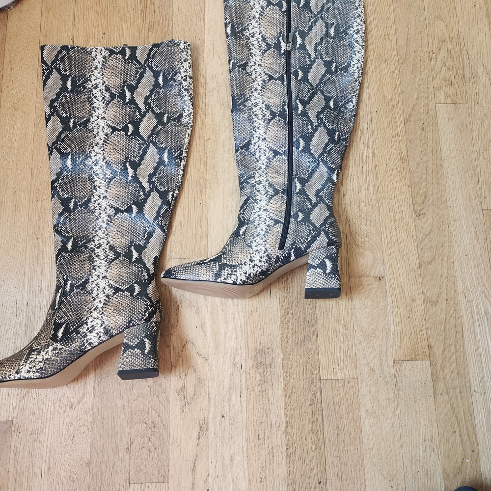 Eloquii Snake Print Boots Gray Black